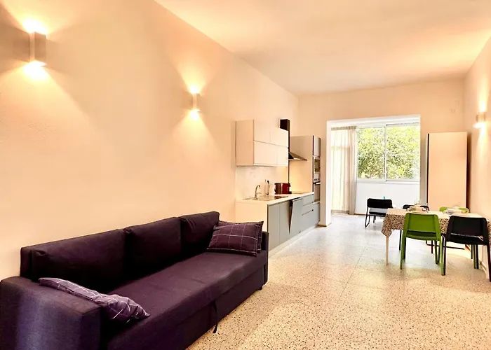 아파트 Hostdomus - Casa Leonilde *