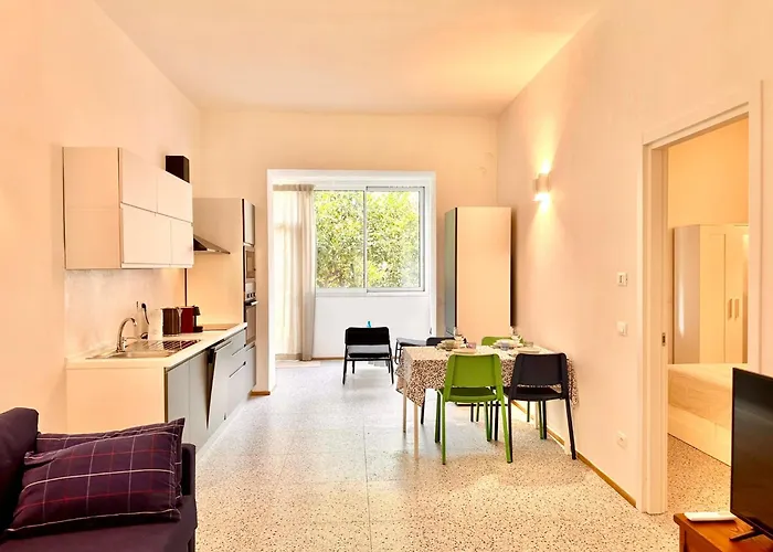 Apartman Hostdomus - Casa Leonilde Finale Ligure